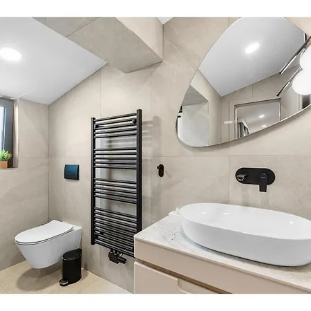 Luxury Velunida I Family In Porec Willa